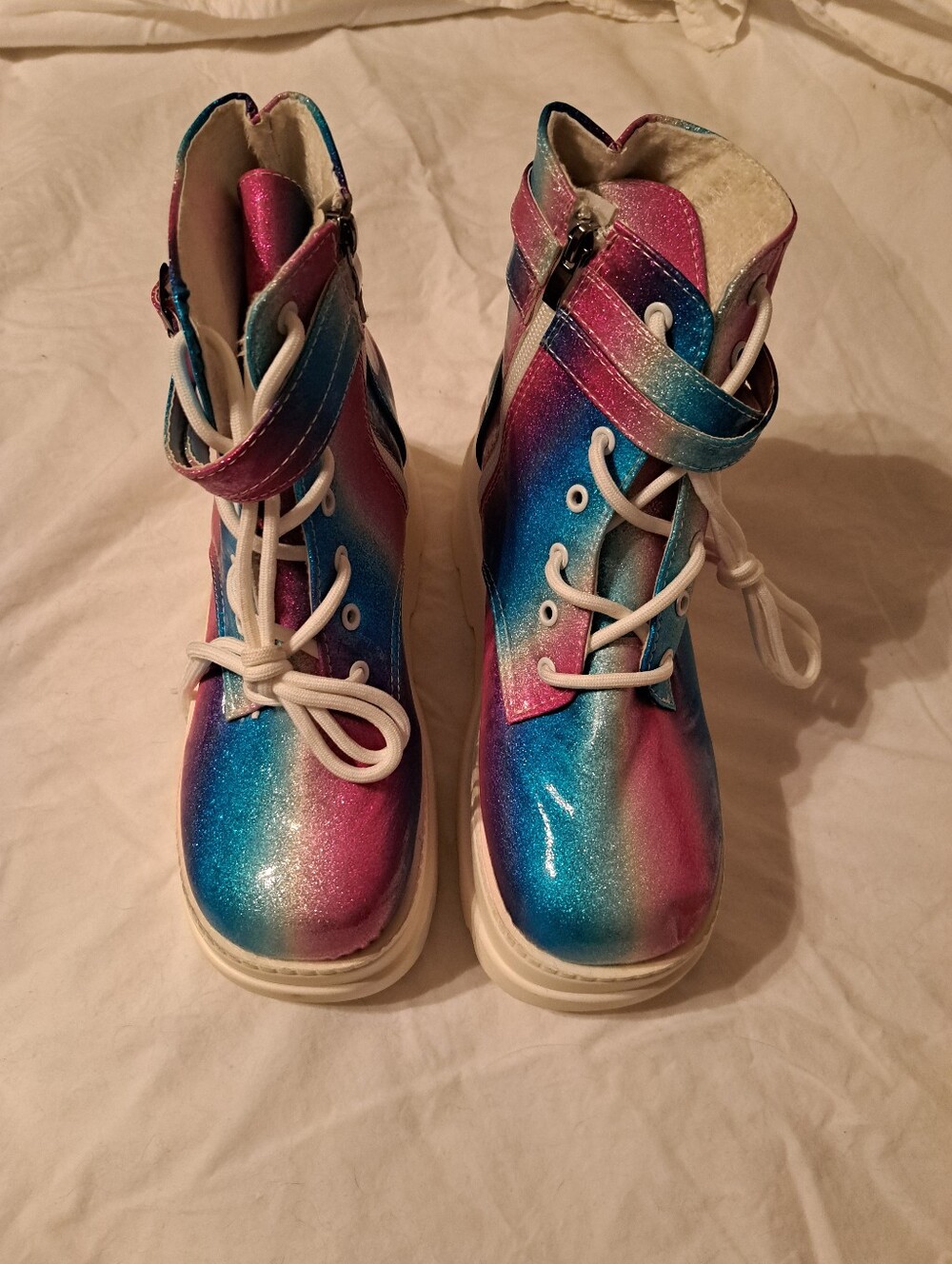 Womens Rainbow Ombre Lace-Up Boots in Pink & Blue- Size 9 (NEW)